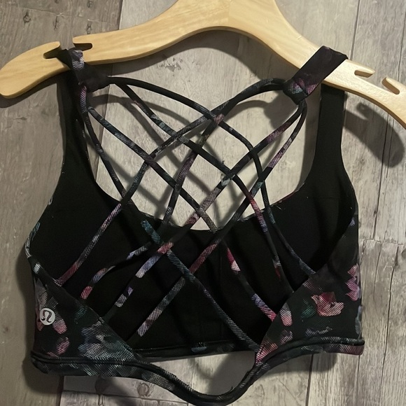 Lululemon Free to be Wild Activate Floral Multi Bra - Picture 4 of 6